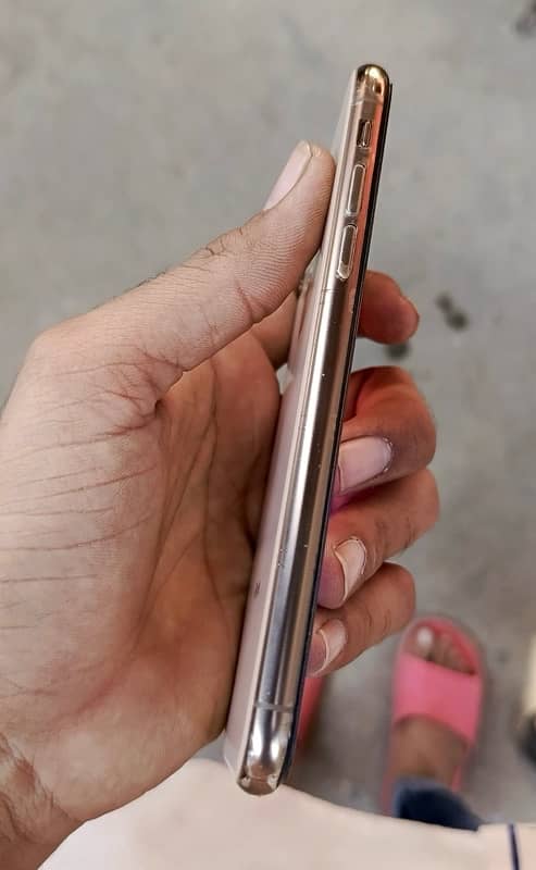 iPhone Xs non pta 3