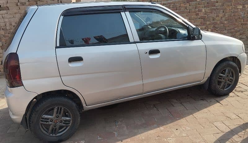 Suzuki Alto 2012 3