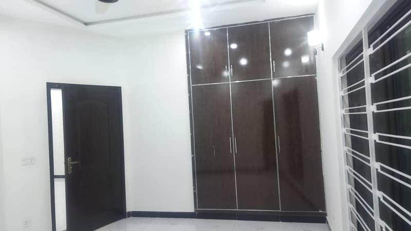 10 Marla House for sale Bahria Orchard Lahore ( Low Cost - Cheap Rate ) 5