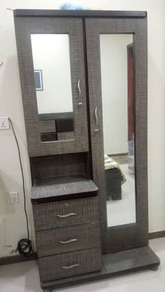 Dressing table for sale 0