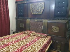 KING SIZE BED AND DRESSING