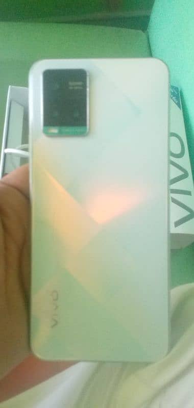 vivo Y33s ha 6/128 ha only exchange 4