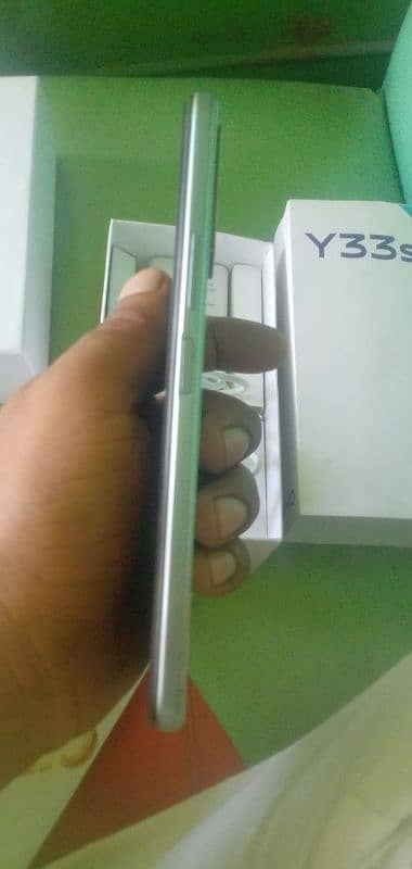 vivo Y33s ha 6/128 ha only exchange 8