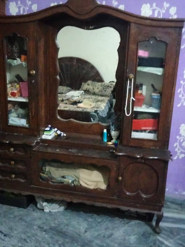 dressing table 1