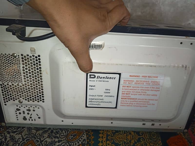 Dawlance oven condition 9/10 used full Chalo ha 4