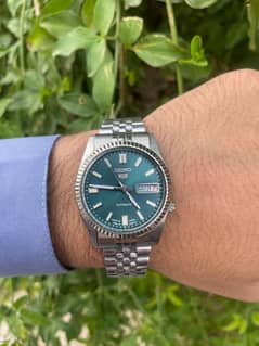 Seiko 5, beautiful colour rare dial 7009