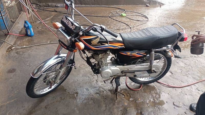 Honda CG 125 model 2018 for urgent sale 1