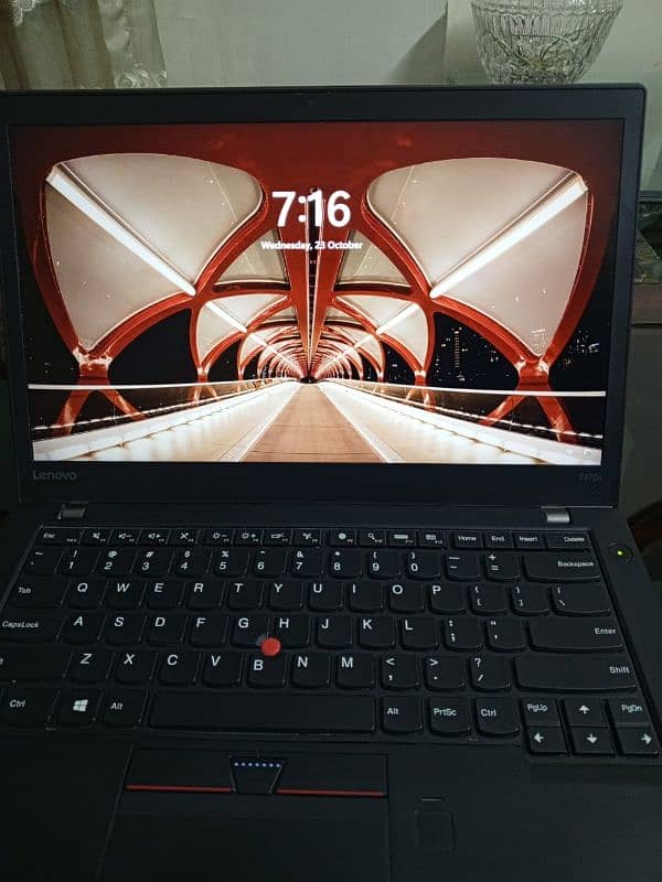 Lenovo T470s | Core i5 - 6th Gen | Dual Battery | 8GB Ram | 256GB SSD| 2