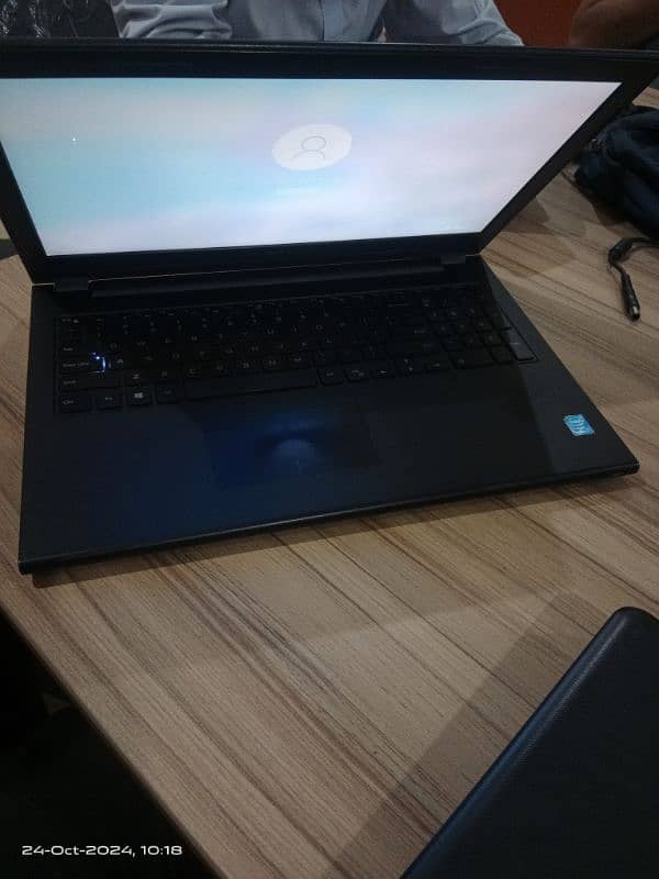 Dell Laptop i3 5th Generation 1