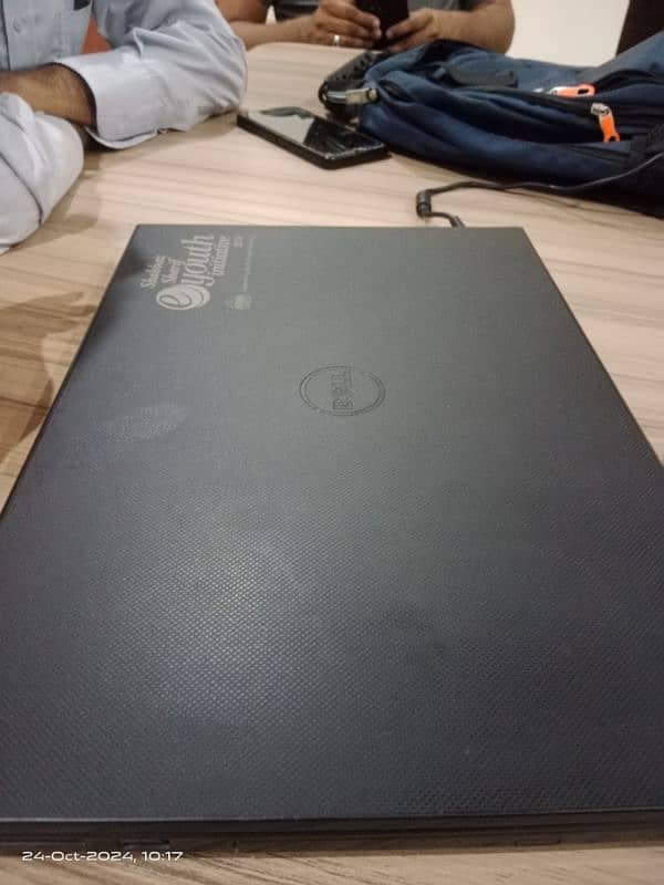 Dell Laptop i3 5th Generation 10