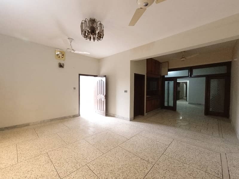 On Excellent Location 10 Marla Spacious House Available In Chaklala Scheme 3 For Sale Jaan Colony 11