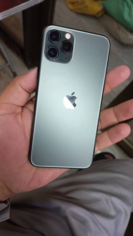 Iphone 11 Pro 256gb PTA approved 90 health 4