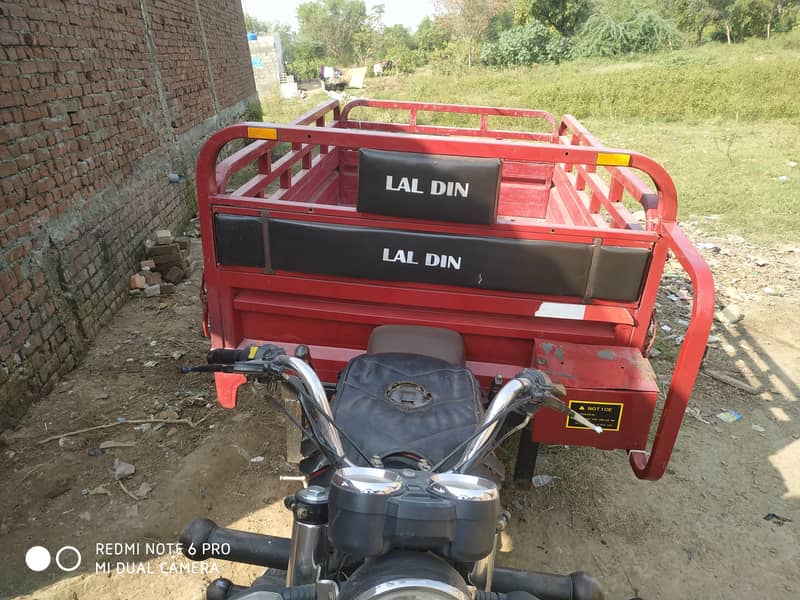 Laldin louder riksha best condition 2