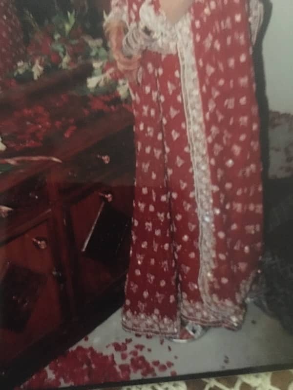 red colour lehnga 1