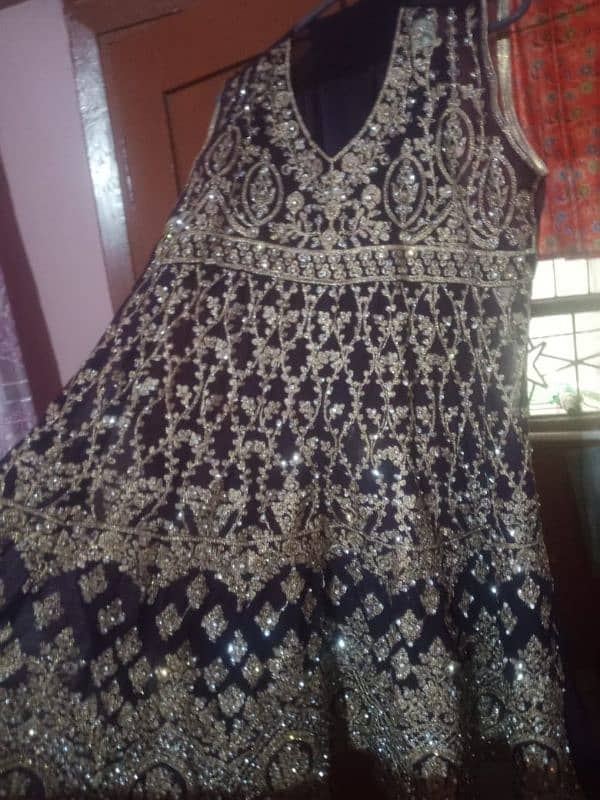 bridal purple color ki Maxi full Bhari Hui Nago wali 1