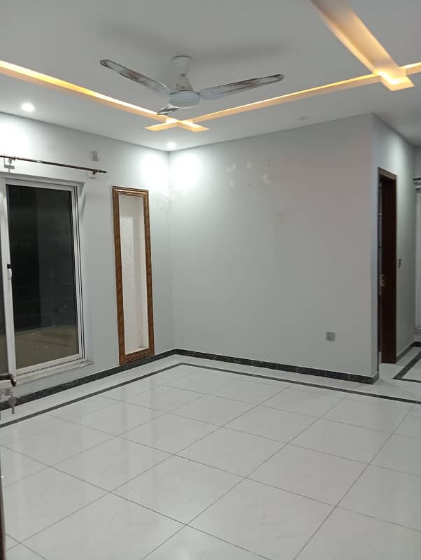 12 Marla Double Unit House Available. For Rent in G-15 Islamabad. 28