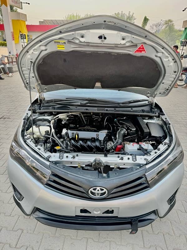 Toyota Corolla GLI 2015 9