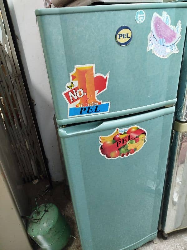 Pel fridge for sale 0