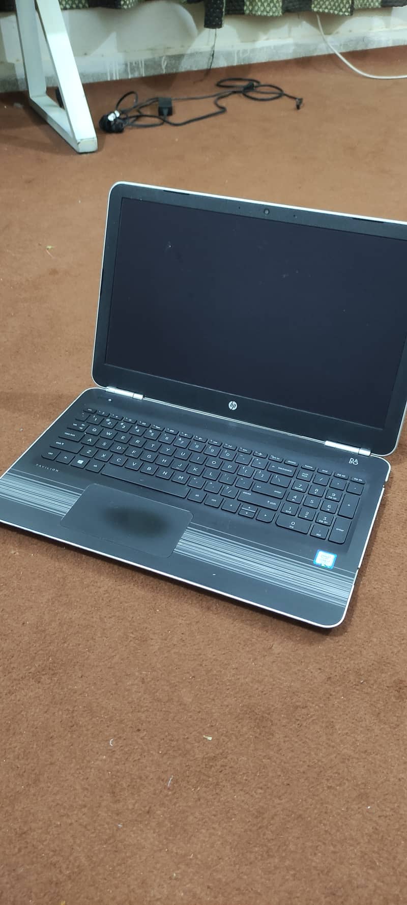 Hp i7 7th generation Laptop with 4GB dedicated graphic card 6