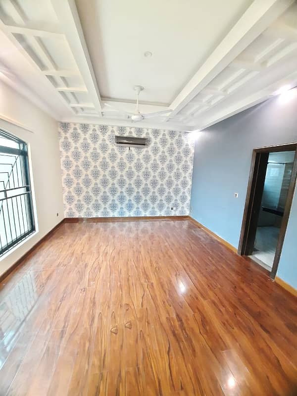 Kanal 7 Bed House With Full Basement Available For Rent In Dha Phase 5 1