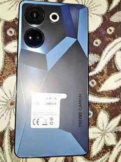 Tecno camon 20 8+8 / 256 complete box