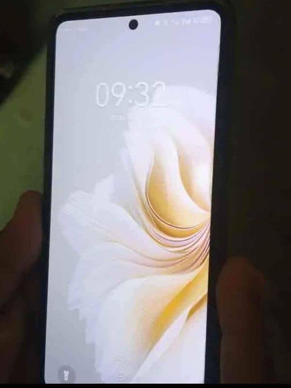 Tecno camon 20 8/ 256 urgent sale 3