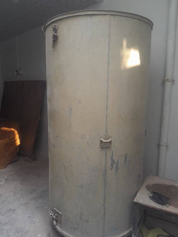 wheat storage drum 50 Maan wheat Competency 1