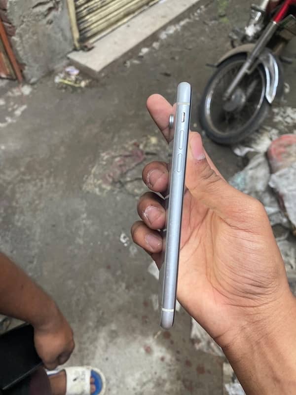 iphone xR non pta dul sim 1