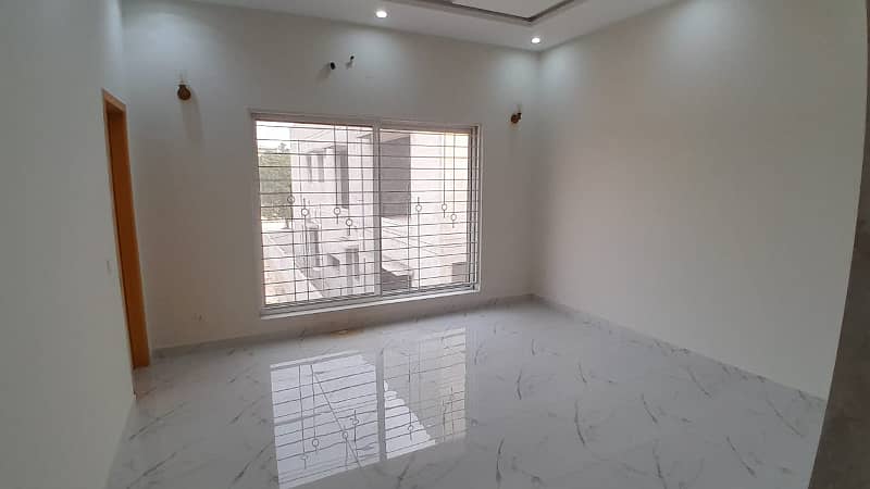 10 MARLA HOUSE FOR SALE LDA APPROVED GAS AVAILABLE IN SOUTHERN BLOCK PHASE 1 BAHRIA ORCHARD LAHORE 10