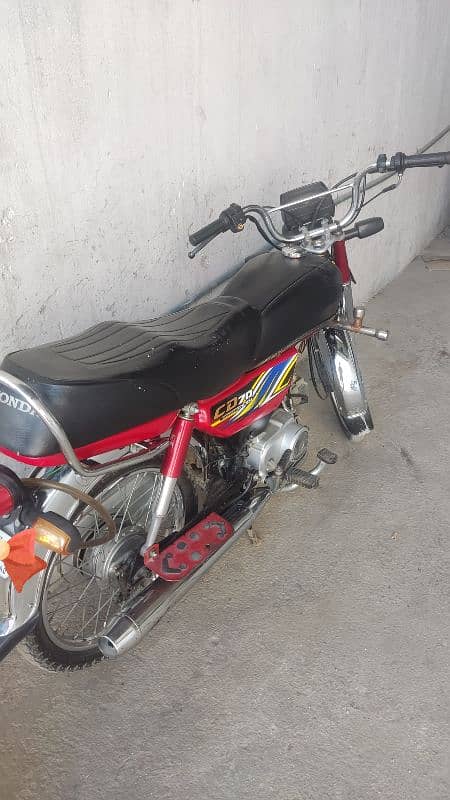 Honda CD70 for sale 3