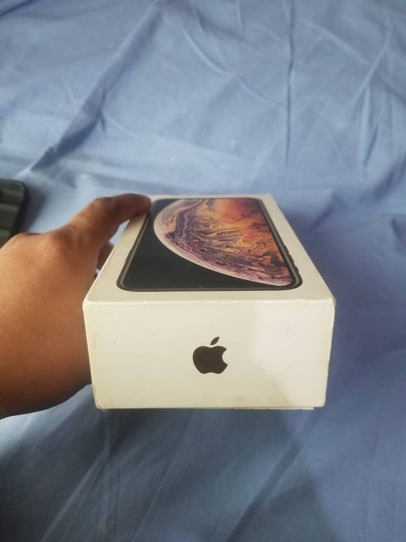 XS max 256 gb pta aproved 2