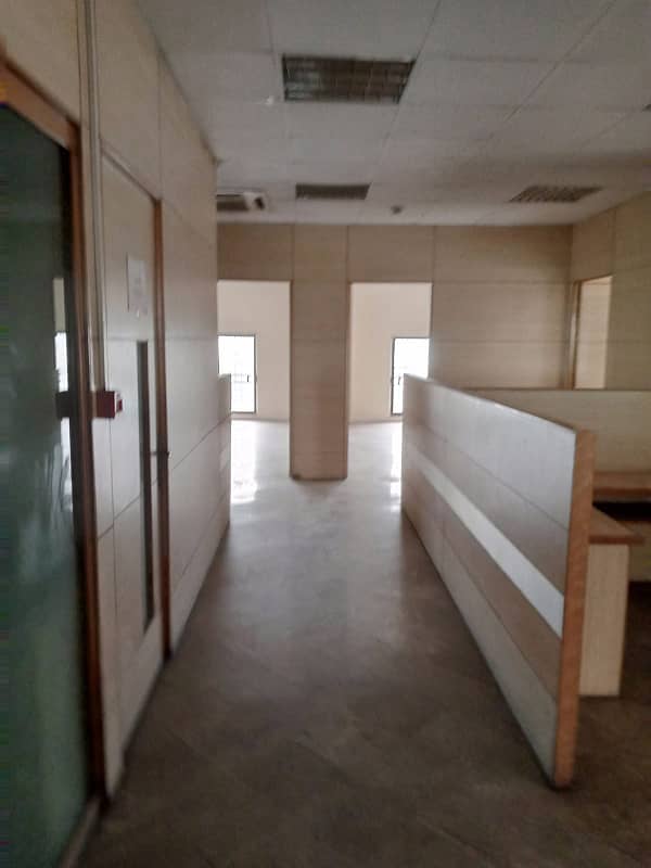 Prime Location Commercial 5000 Sq. Ft Office In Main Boulevard Gulberg 1