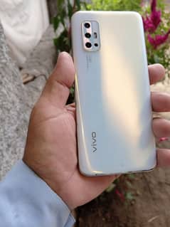 vivo v 17.8 256 gb 0