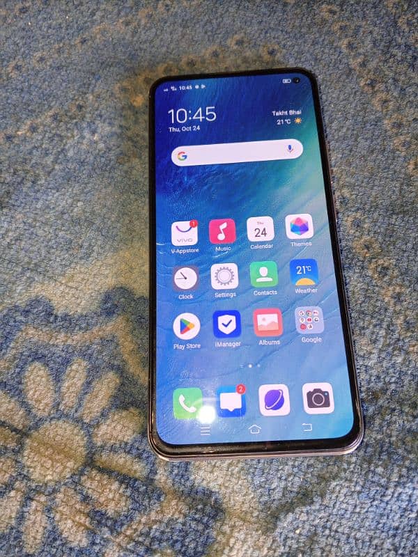 vivo v 17.8 256 gb 1