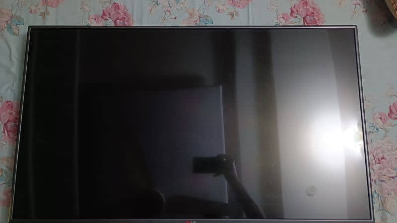 LG 42 inch Full HD LED TV in Best Condition 1