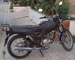 Suzuki GS 150 2013