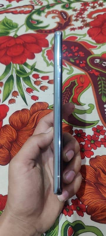 one plus 9 pro . 12/256gb. condition 10/10 1