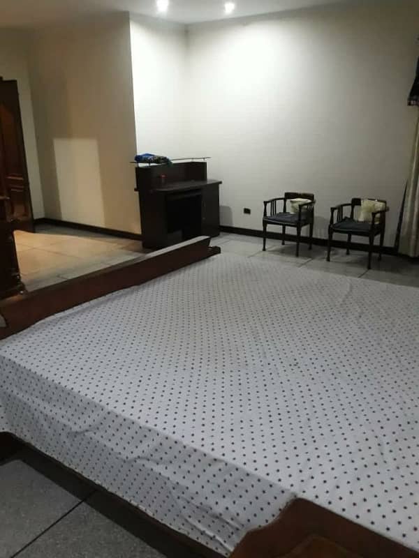 1 kanal fully furnished house available for rent in DHA phase 3 Y Block 3