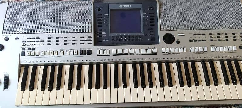 Yamaha PSR S 700 Professional Piano Yamaha Keyboard Casio Roland Korg 4