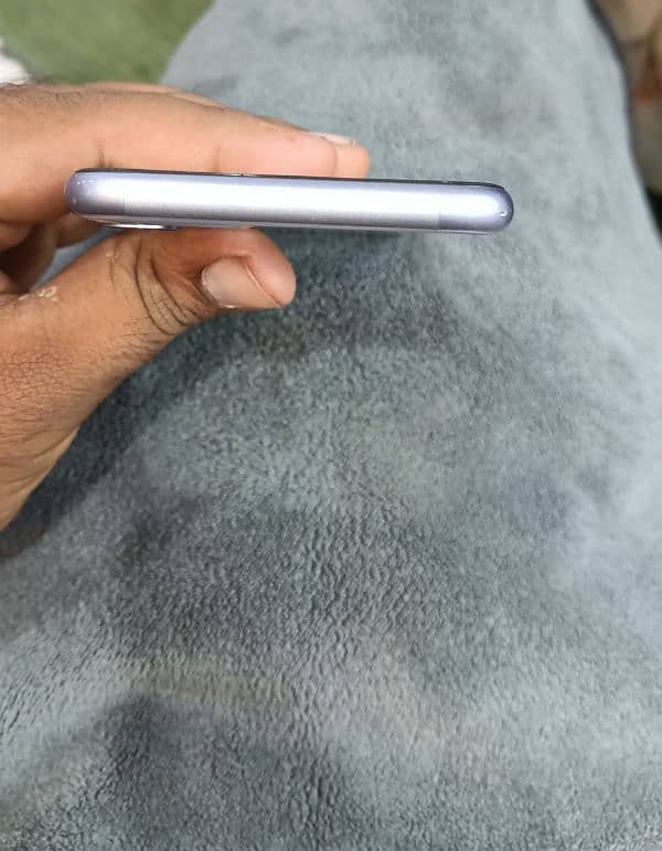 Iphone 11 jv 64 gb janwan 3