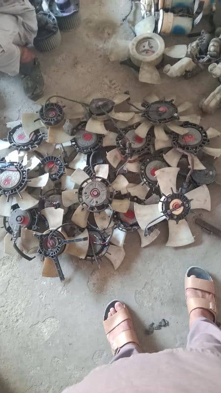 mara pas har ka car fan MAJOD HAI 3200so ka jora 1