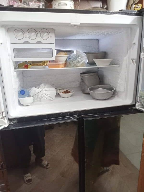 Double Door Refrigerator for Sale 3