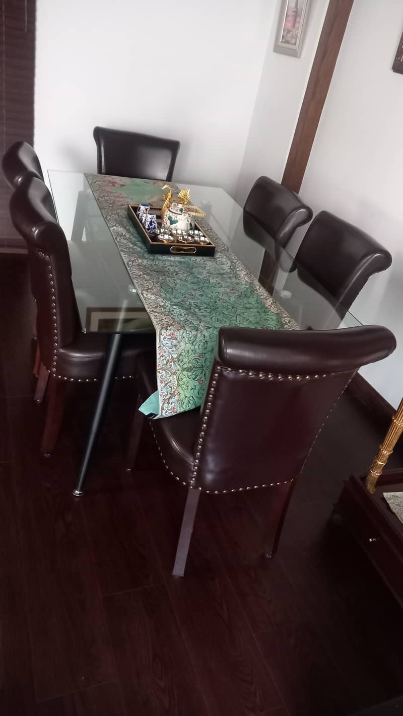 New Interwood Glasstop  Dining Table 1