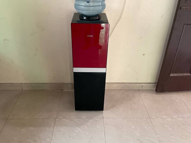 it’s water a dispenser In good condition 0