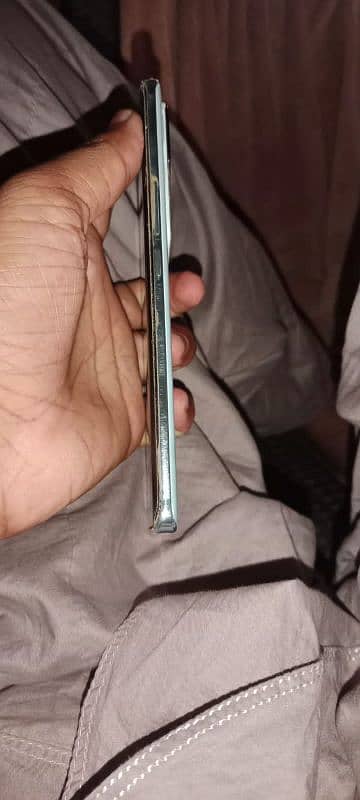 vivo v30 full lush condition no open no repair no any problem 3