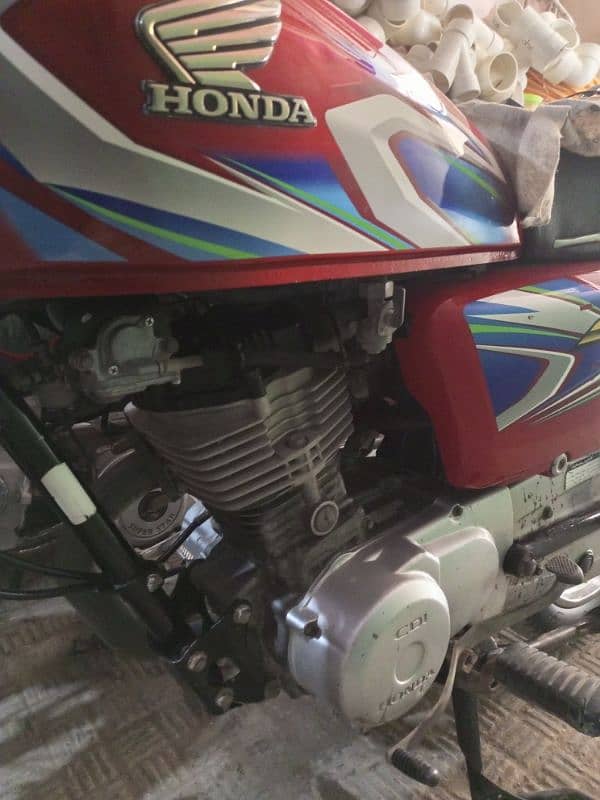 Honda CG125 2022 4