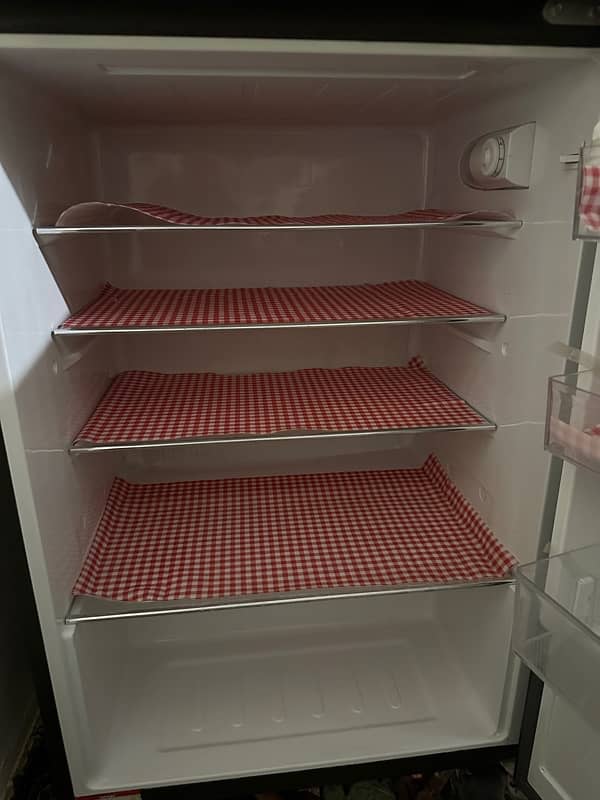 Haier Fridge in Best Condition 1