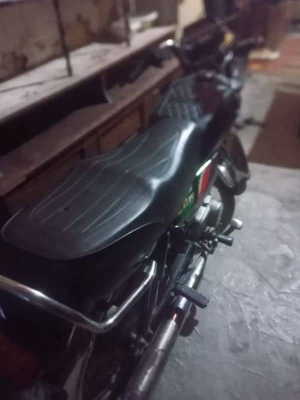 Honda 70cc Black colour 3