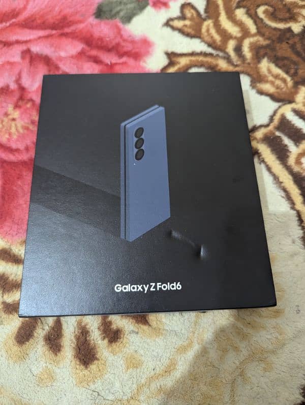 Samsung Galaxy Fold 6 12GB 512GB Blue 7