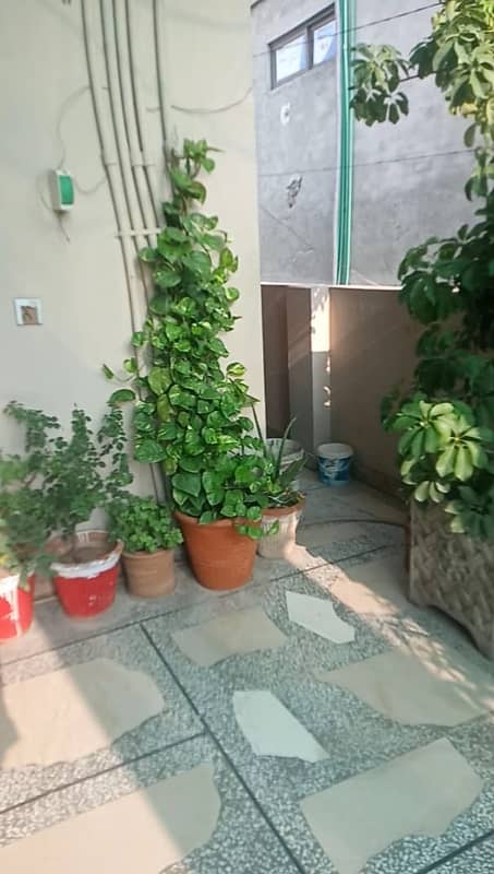 Prestige location lush Condition House for sale in Satellite town 3